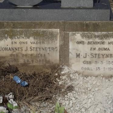 STEYNBERG Johannes J. 1888-1959 &amp; M.J. 1887-1964