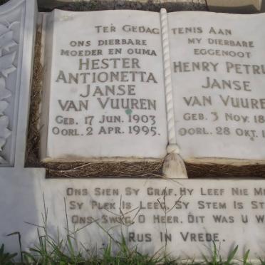 VUUREN Henry Petrus, janse van 1897-1947 &amp; Hester Antionetta 1903-1995