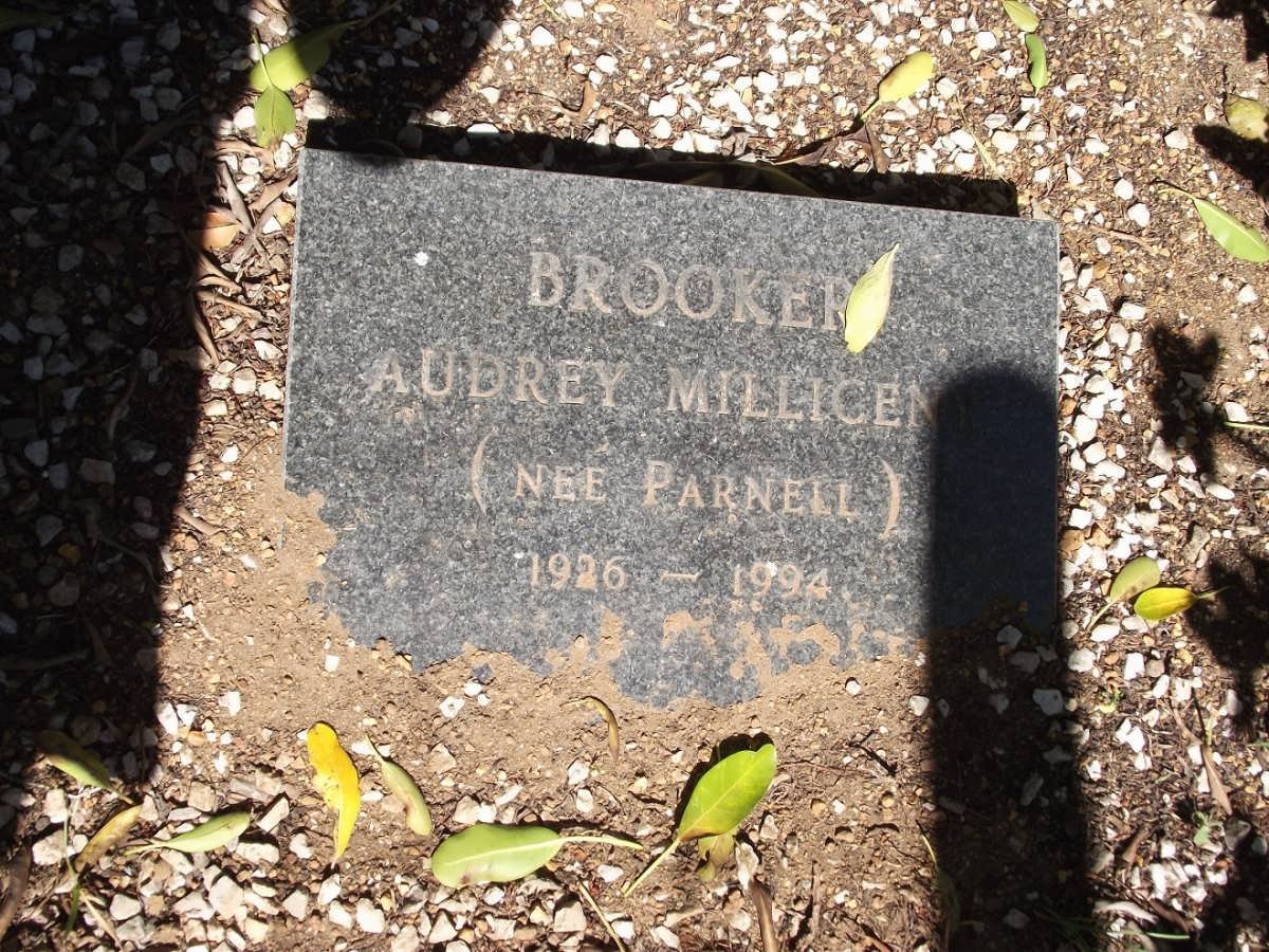 BROOKER Audrey Millicent nee PARNELL 1926-1994