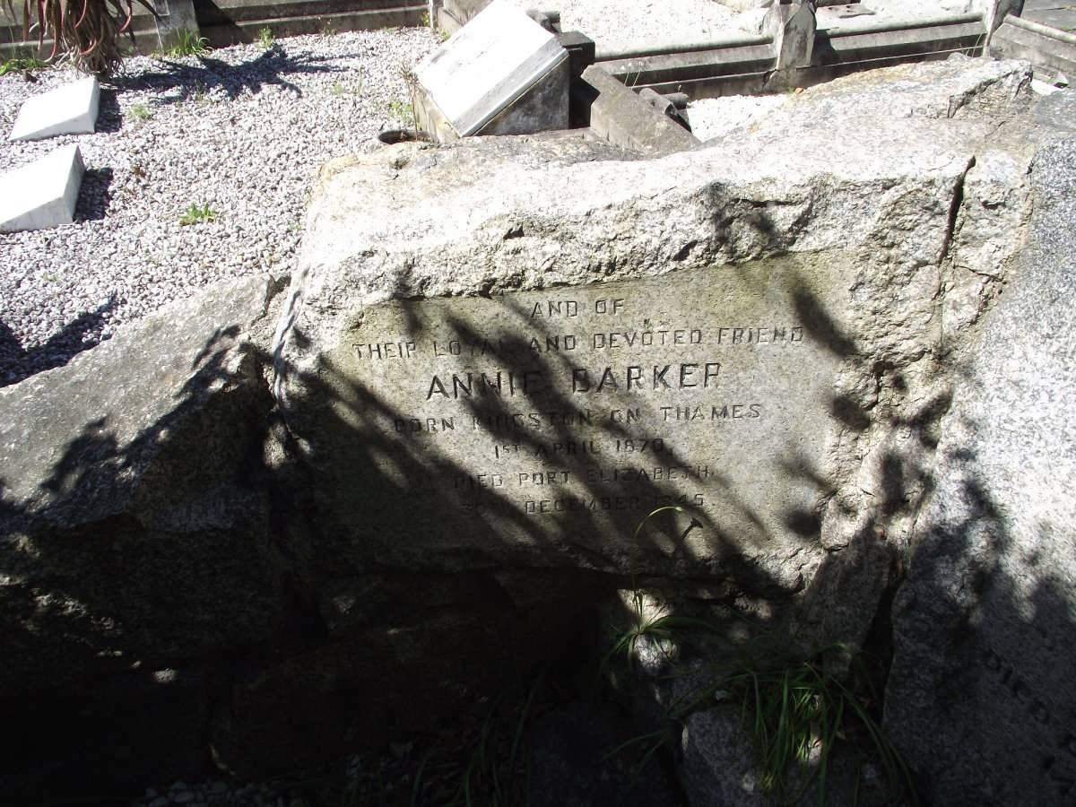 BARKER Annie 1870-1945