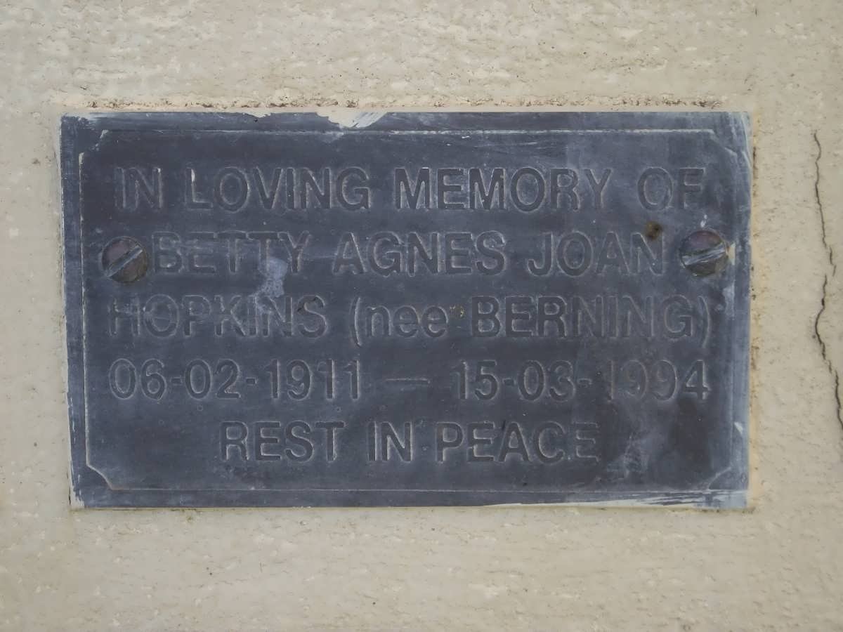 HOPKINS Betty Agnes Joan nee BERNING 1911-1994