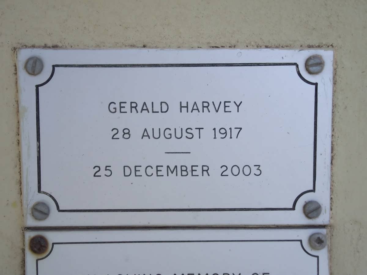HARVEY Gerald 1917-2003
