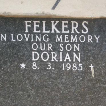 FELKERS Dorian 1985