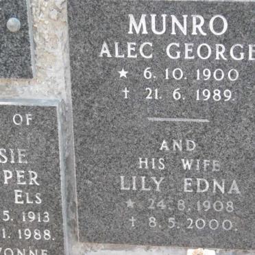 MUNRO Alec George 1900-1989 &amp; Lily Edna 1908-2000