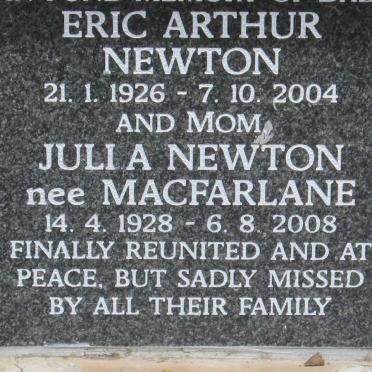 NEWTON Eric Arthur 1926-2004 &amp; Julia MACFARLANE 1928-2008