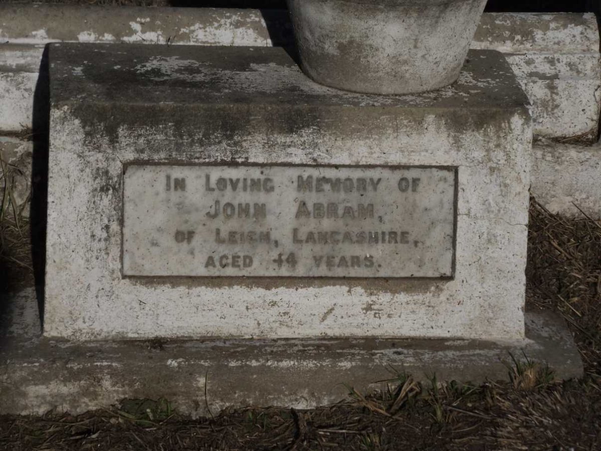 ABRAM John 