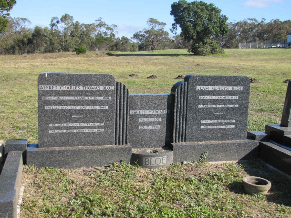 BLOE Alfred Charles Thomas 1881-1948 :: BLOE Leam Gladys 1883-1963 :: BLOE Rachel Margaret 1907-1996 