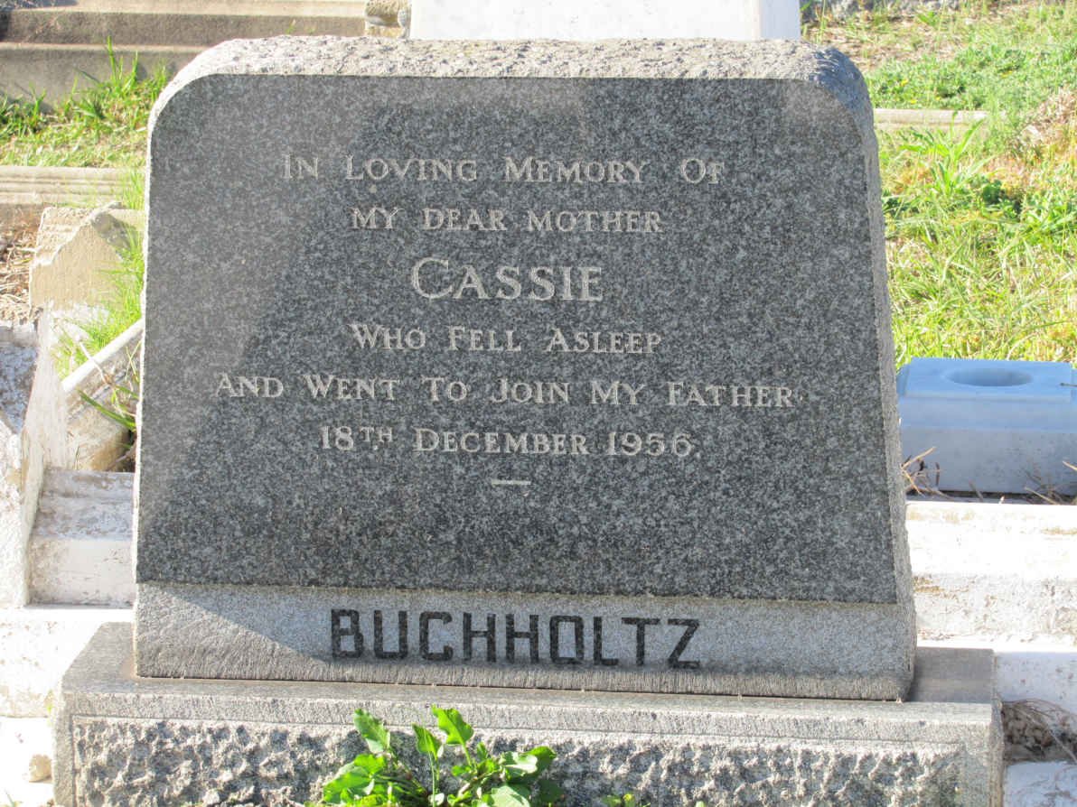 BUCHHOLTZ Cassie -1956