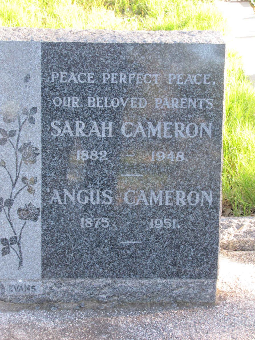 CAMERON Angus 1875-1951 &amp; Sarah 1882-1948
