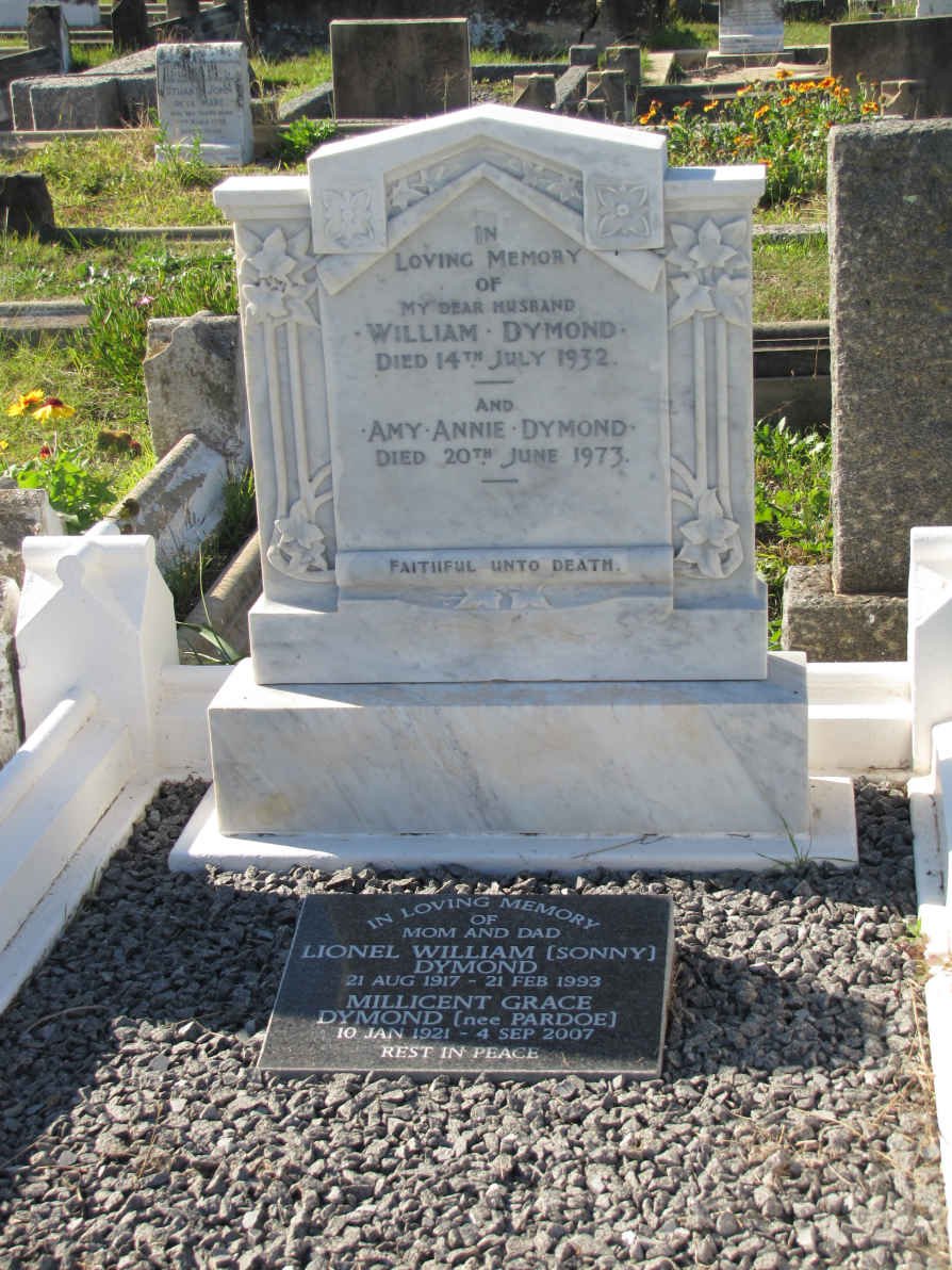 DYMOND grave