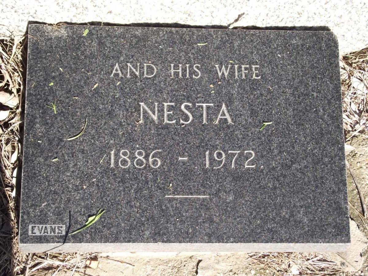HARRAWAY Nesta 1886-1972