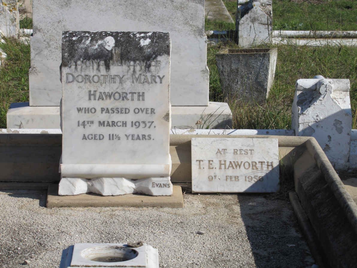 HAWORTH Dorothy Mary -1957 :: HAWORTH T.E. -1956 