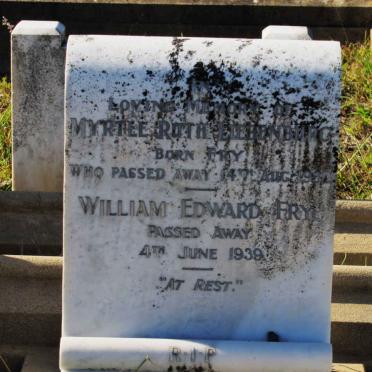 LIEBENBERG Myrtle Ruth nee FRY -193? :: FRY William Edward -1939 