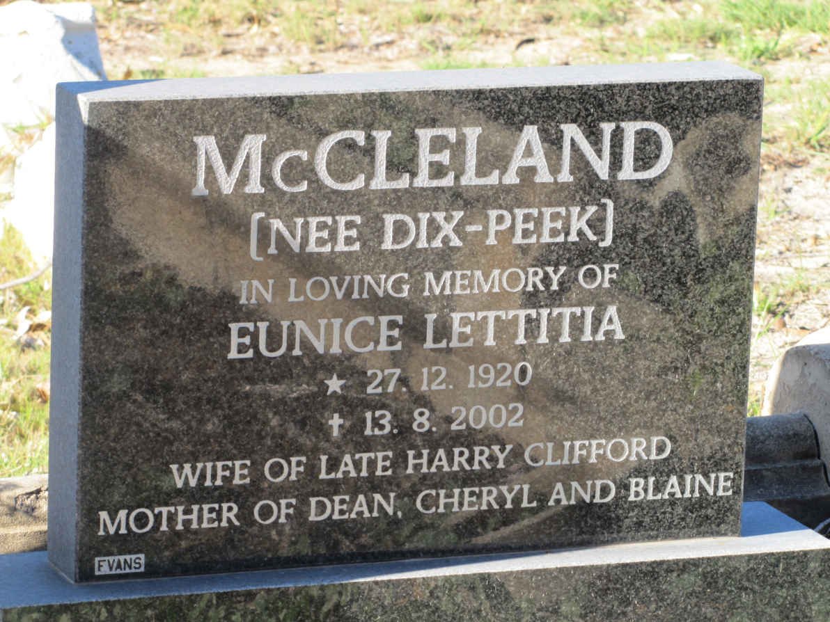 McCLELAND Eunice Lettitia nee DIX-PEEK 1920-2002