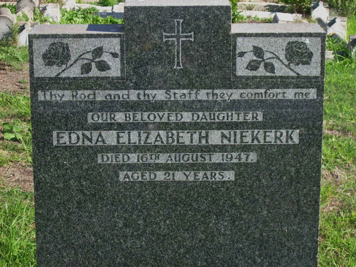 NIEKERK  Edna Elizabeth -1947