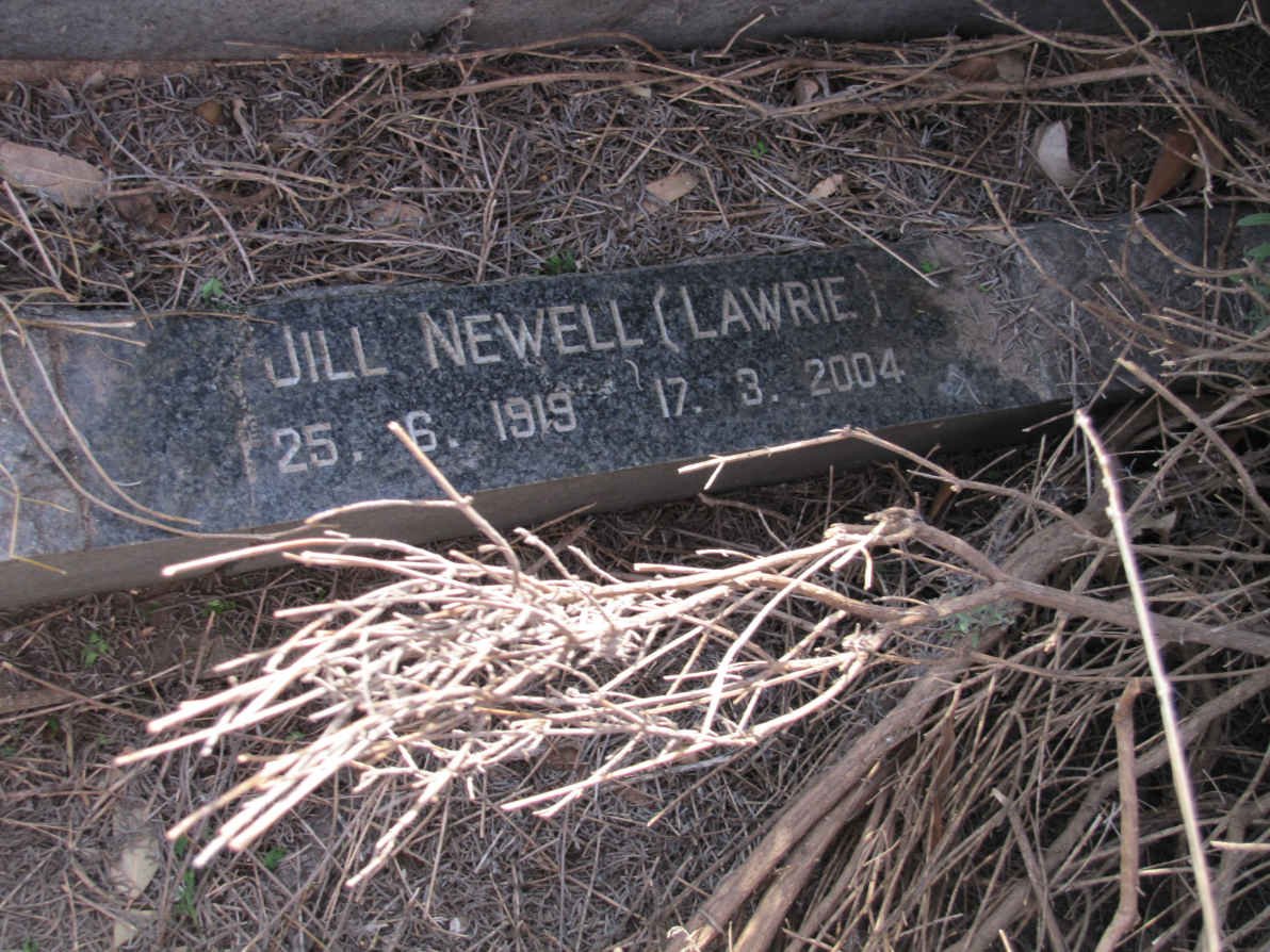 NEWELL Jill nee LAWRIE 1919-2004