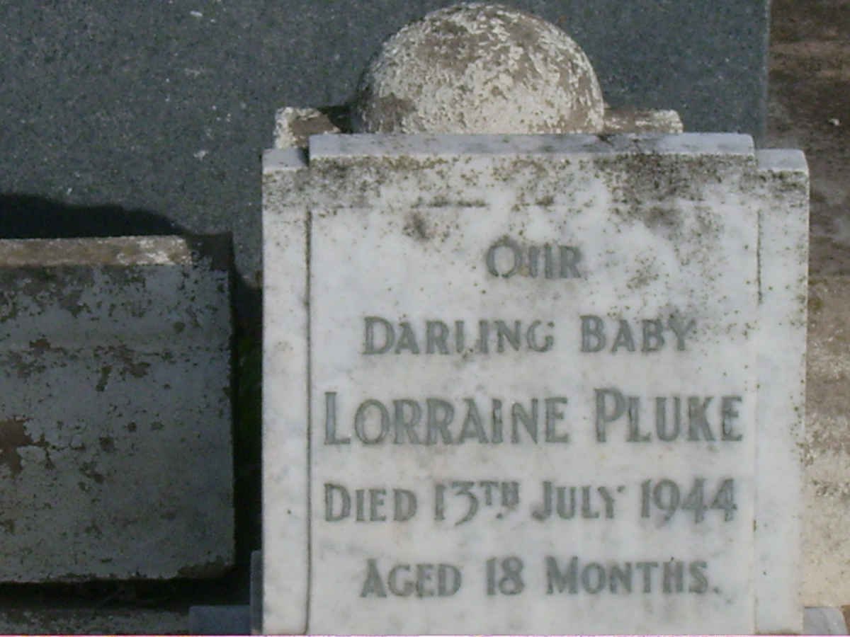 PLUKE Lorraine -1944 