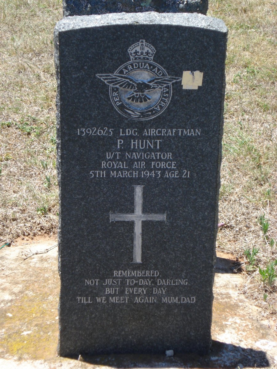 HUNT P. -1943