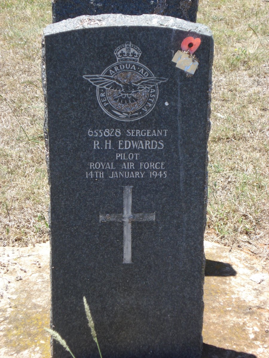 EDWARDS R. H. -1945