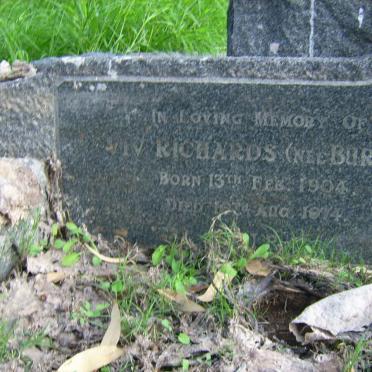 RICHARDS Viv nee BURNS 1904-1974