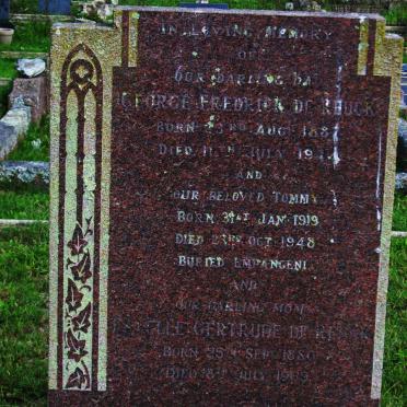REUCK George Frederick , de 1887-1944 &amp; Estelle Gertrude 1886-1969 :: DE REUCK Tommy 1919-1948