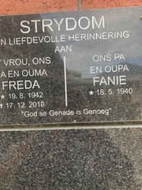 STRYDOM Fanie 1940- &amp; Freda 1942-2010