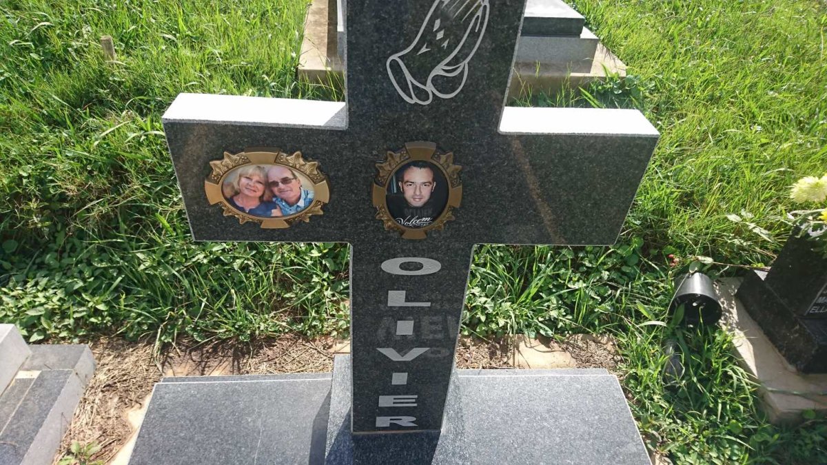 OLIVIER Casper Johannes 1951-2016 &amp; Helen Magda 1956- :: OLIVIER Vernon 1979-2014