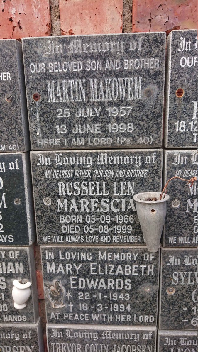 MAKOWEM Martin 1957-1998 :: MARESCIA Russell Len 1966-1999 :: EDWARDS Mary Elizabeth 1943-1994