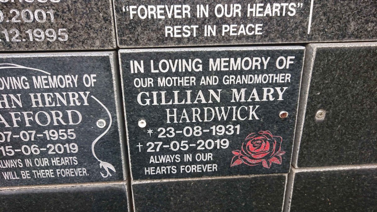 HARDWICK Gillian Mary 1931-2019