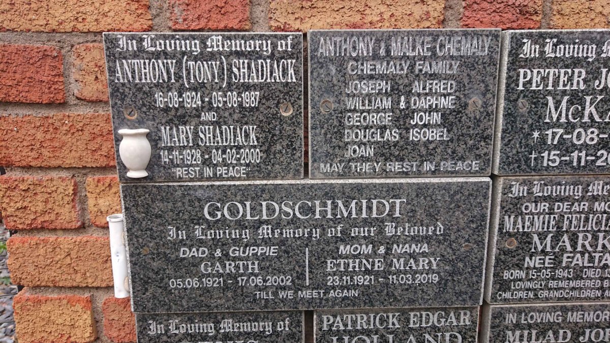 SHADIACK Anthony 1924-1987 & Mary 1928-2000 :: CHEMALY Anthony & Mary :: CHEMALY :: GOLDSCHMIDT Garth 1921-2002 & Ethne Mary 1921-2019
