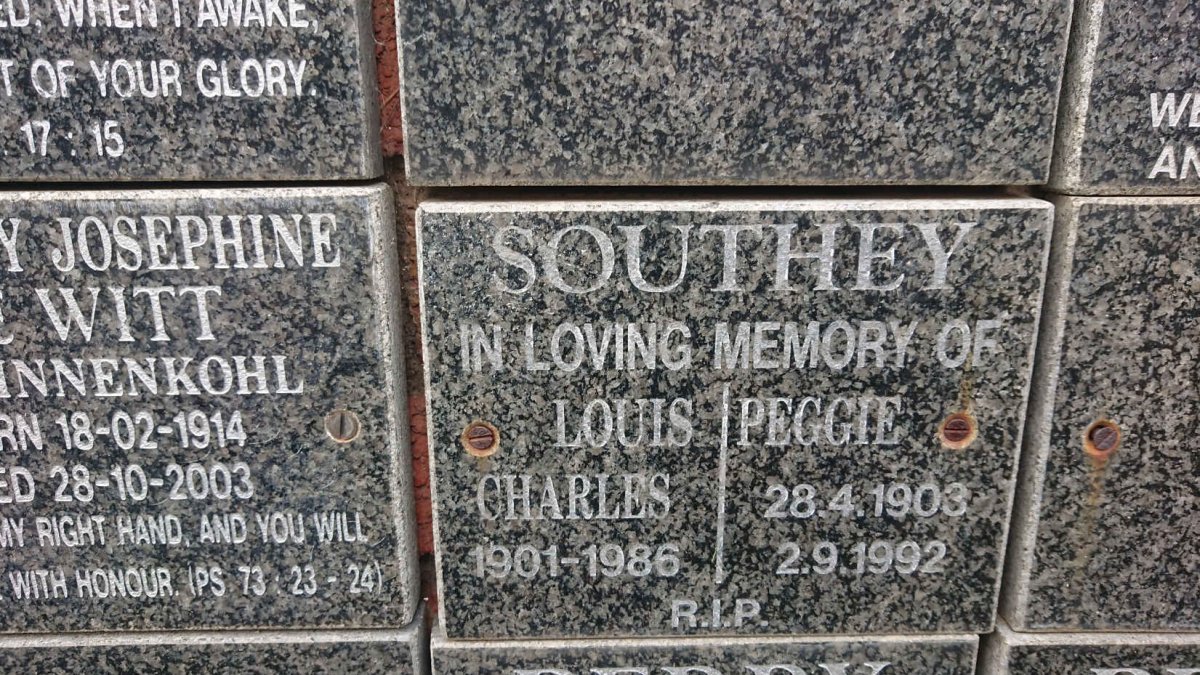 SOUTHEY Louis Charles 1901-1986 & Peggie 1903-1992