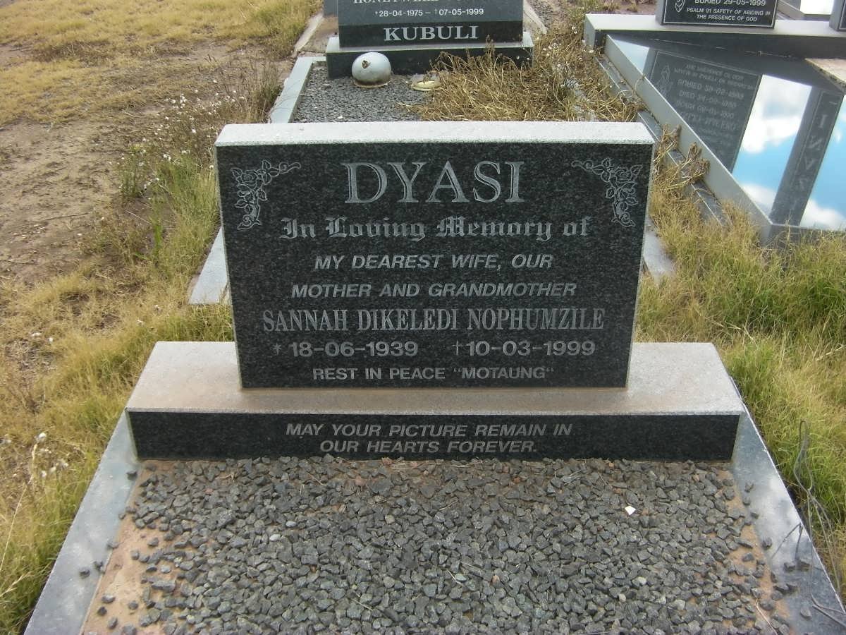 DYASI Sannah Dikeledi Nophumzile 1939-1999