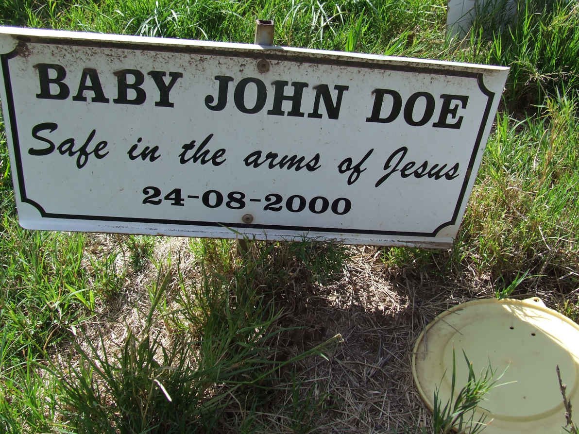 DOE John -2000