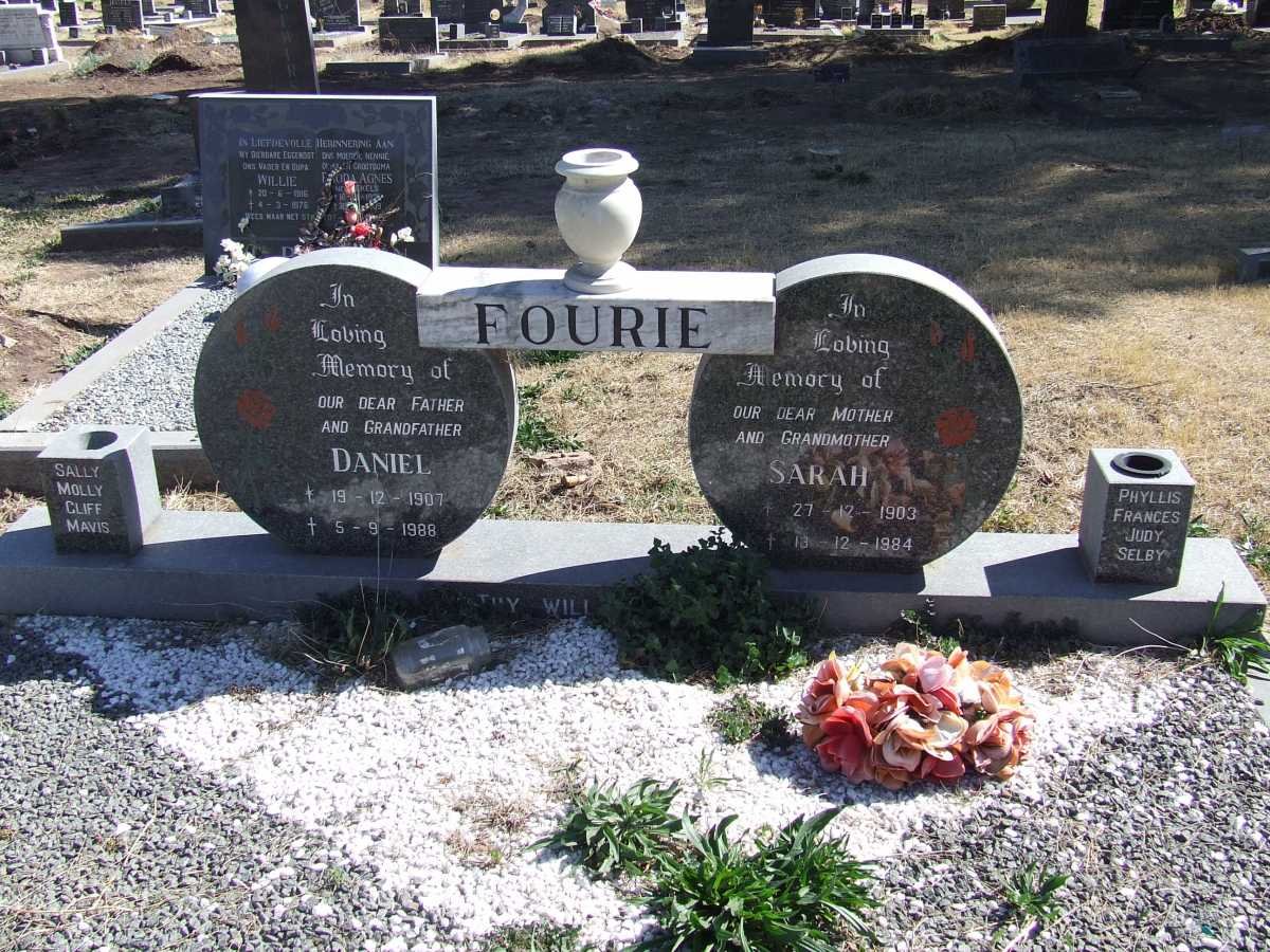 FOURIE Daniel 1907-1988 &amp; Sarah 1903-1984
