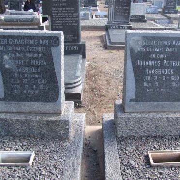 HAASBROEK Johannes Petrus 1890-1966 &amp; Margaret Maria RAWLINS 1895-1959