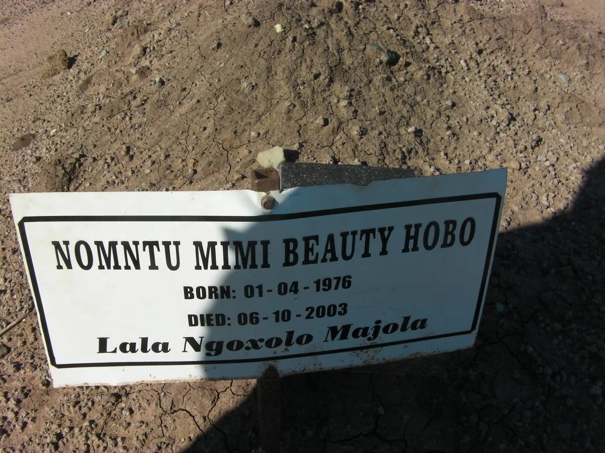 HOBO Nomntu Mimi Beauty 1976-2003