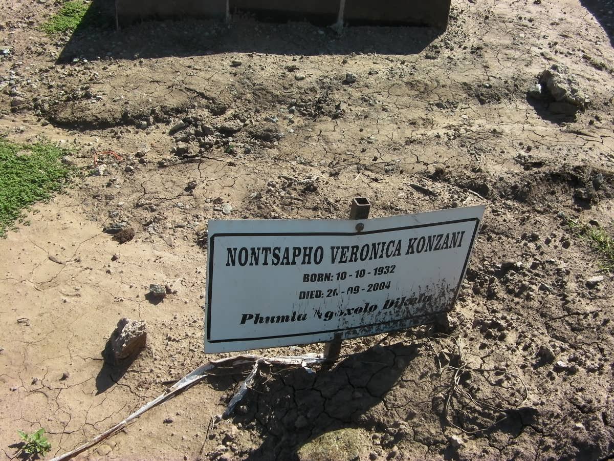KONZANI Nontsapho Veronica 1932-2004