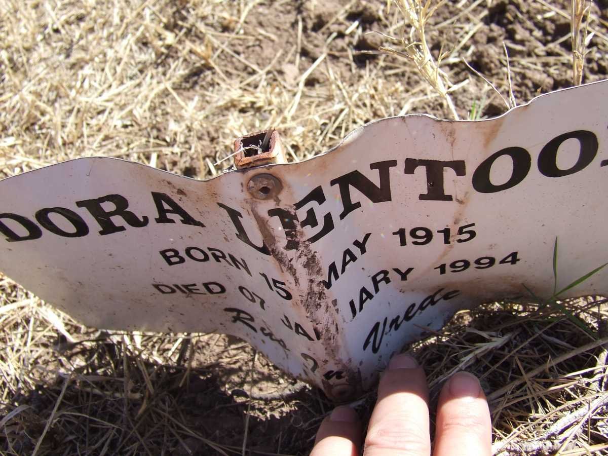 LENTOOR Dora 1915-1994