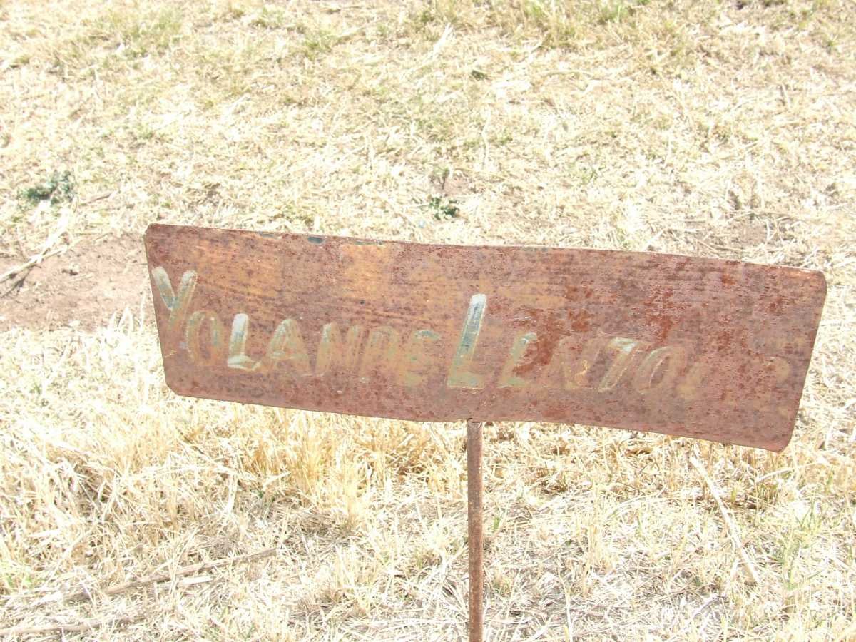 LENTOOR Yolande