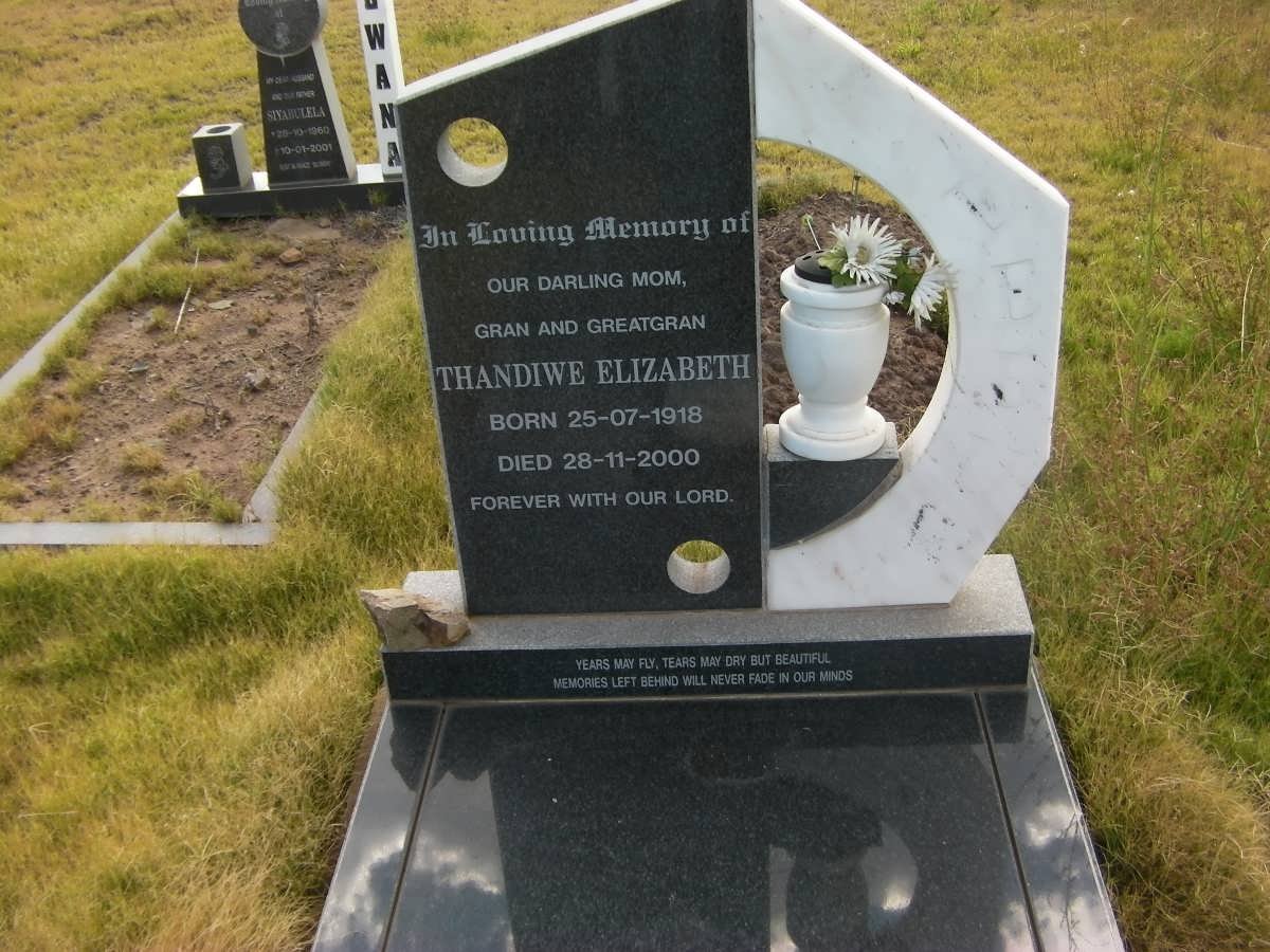 LEEUW Thandiwe Elizabeth 1918-2000