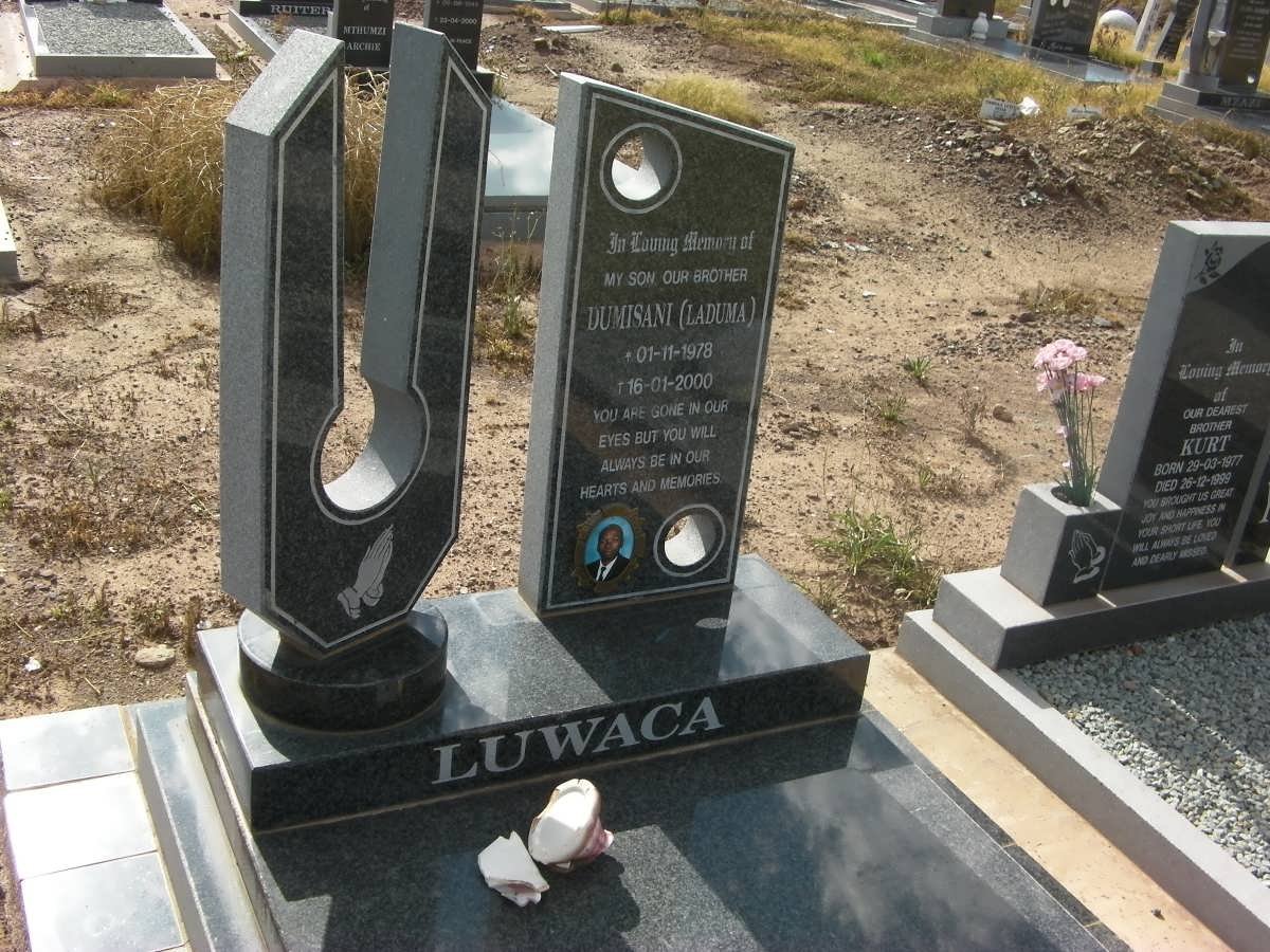 LUWACA Dumisani 1978-2000