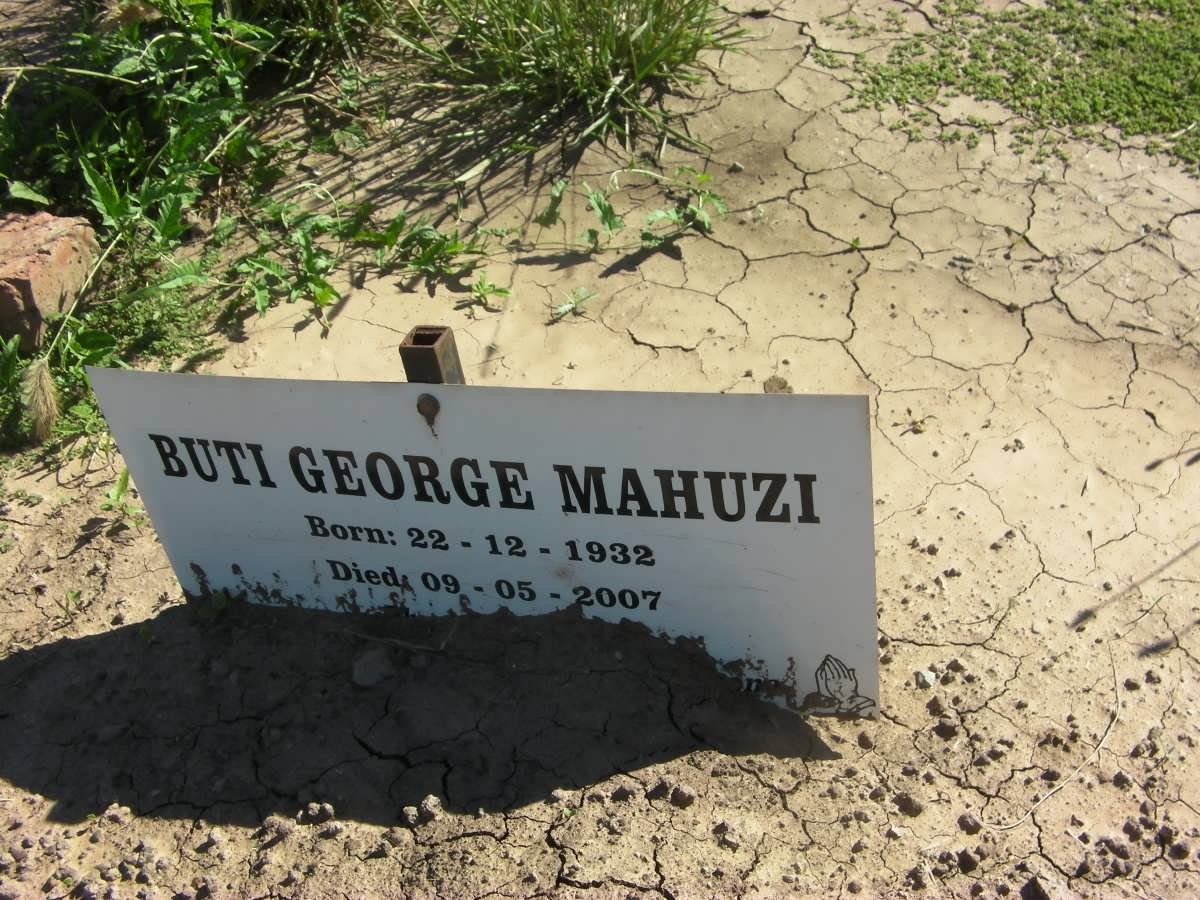 MAHUZI Buti George 1932-2007
