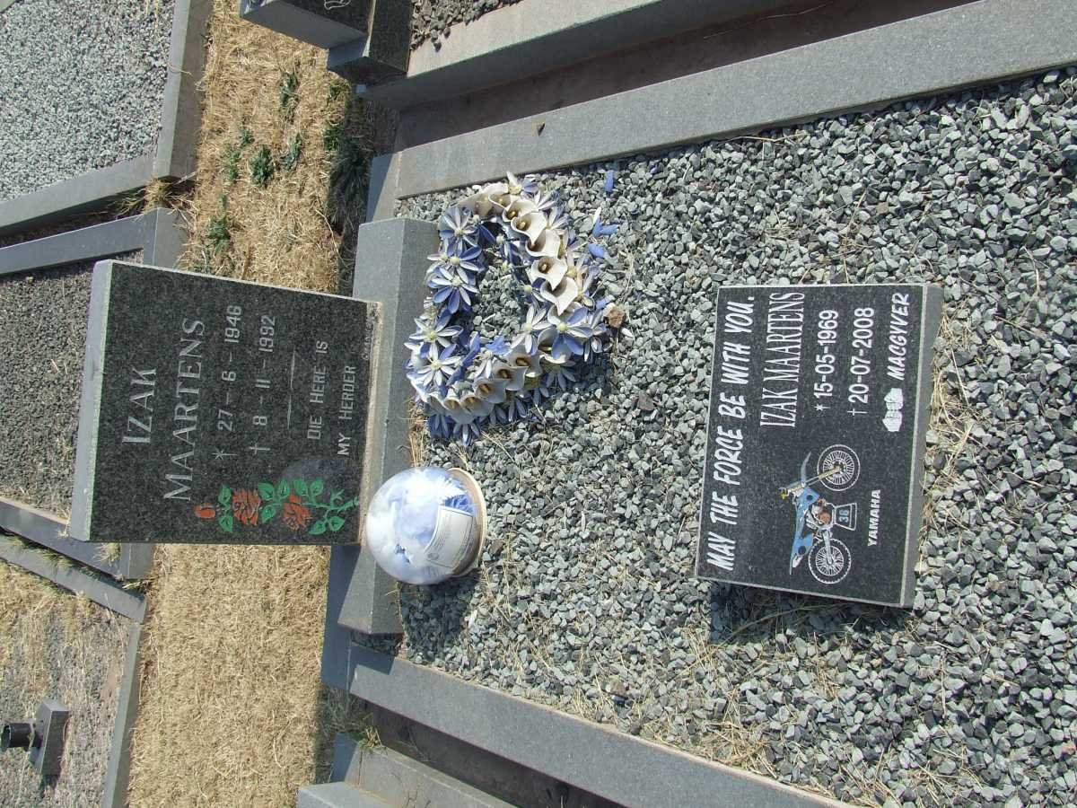 MAARTENS IZAK 1946-1992 :: MAARTENS Izak 1969-2008