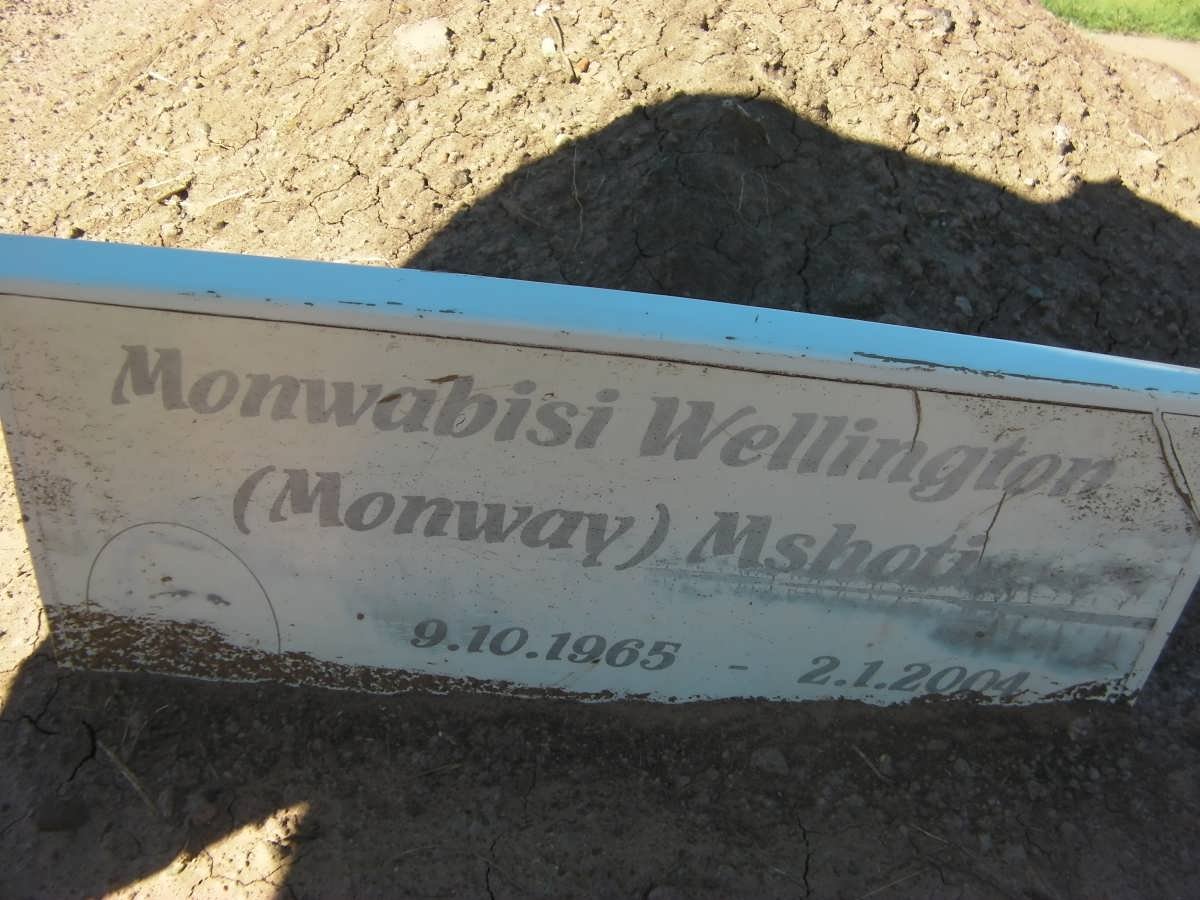 MSHOTI Monwabisi Wellington 1965-2004