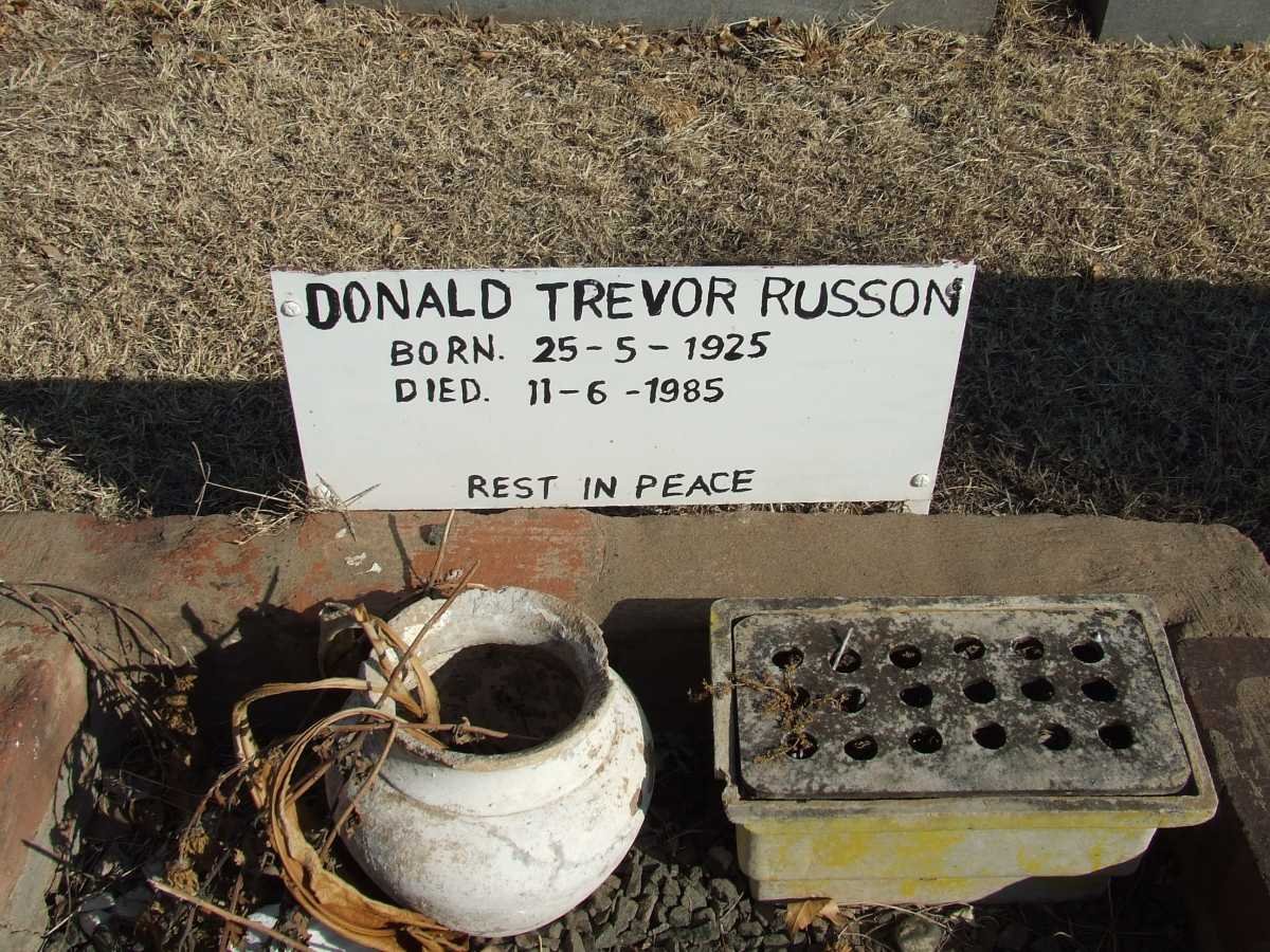 RUSSON Donald Trevor 1925-1985