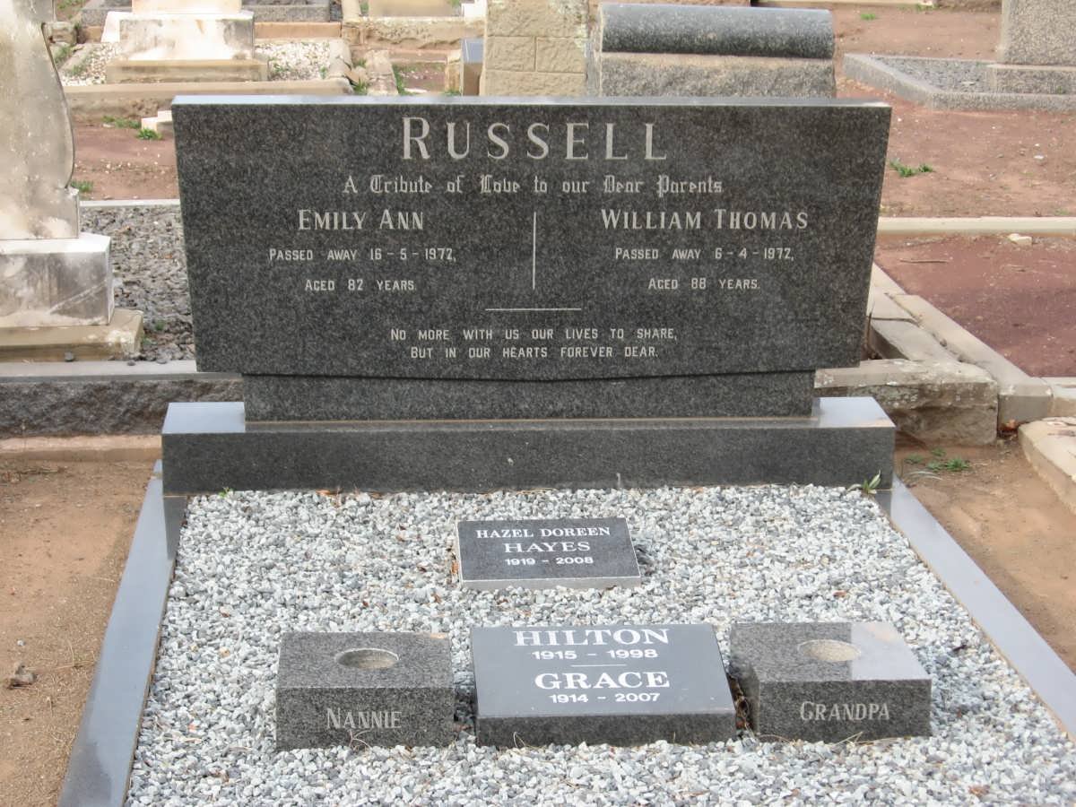 RUSSELL :: HAYES
