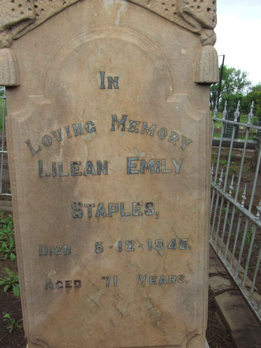 STAPLES Lilean Emily -1945