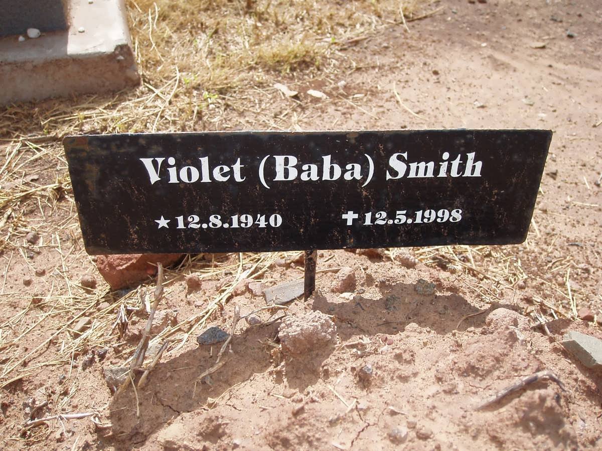 SMITH Violet 1940-1998