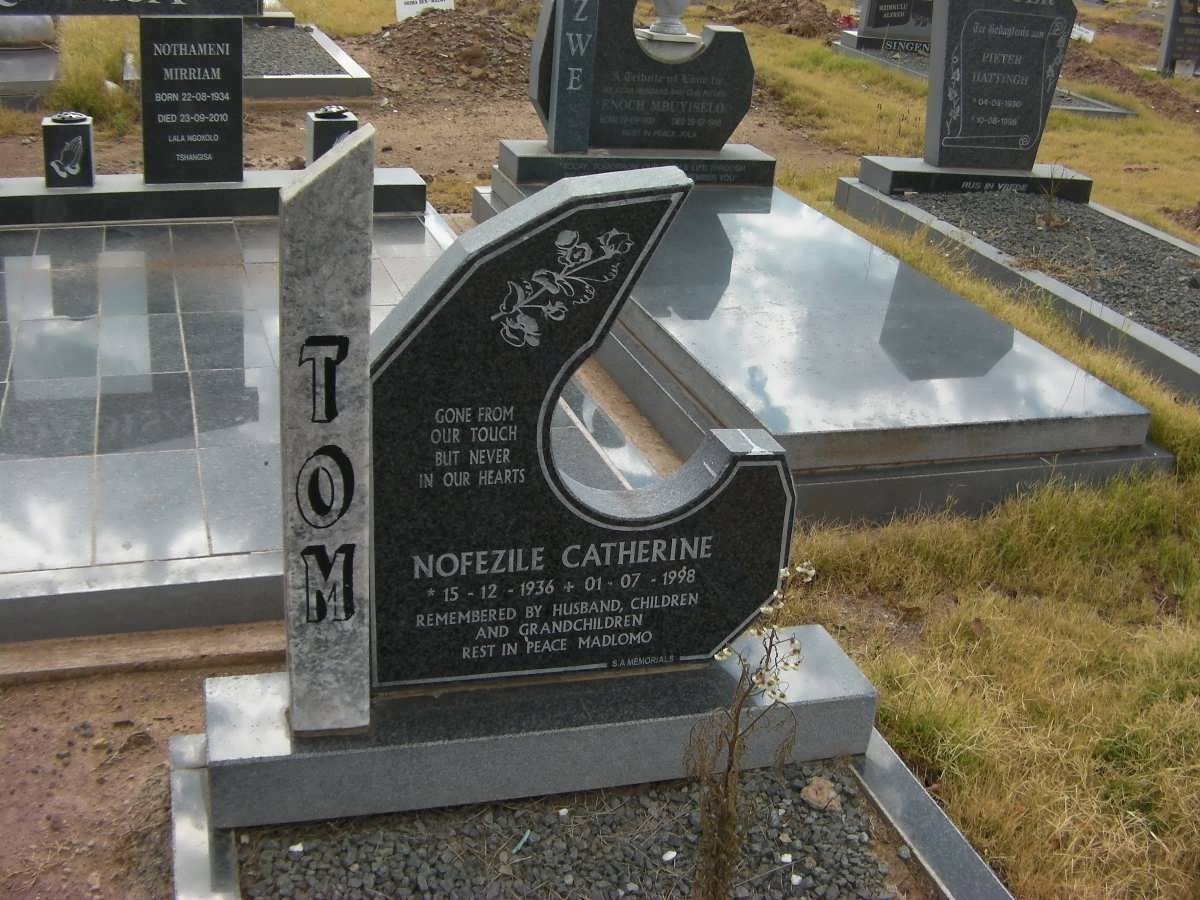 TOM Nofezile Catherine 1936-1998