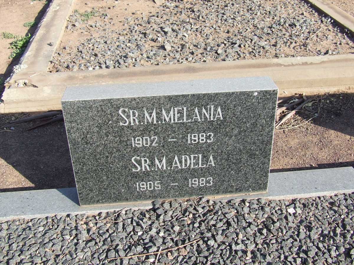 MELANIA 1902-1983 :: ADELA 1905-1983